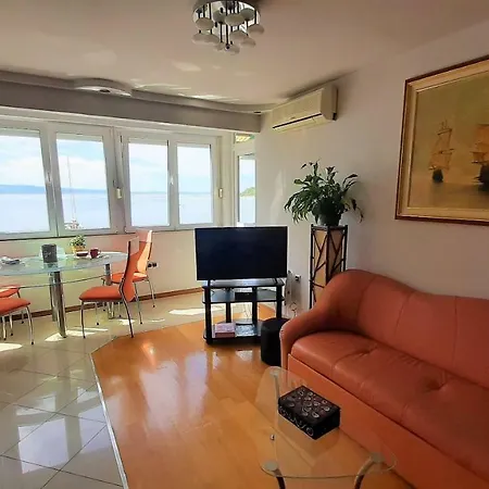 Put Skalica 15 * Omiš